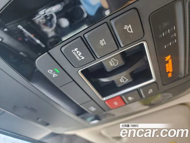 Kia Canival — Фото автомобиля 10