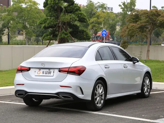 Mercedes-Benz A-Class — Фото автомобиля 21