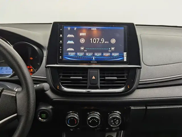 Toyota Vios — Фото автомобиля 12