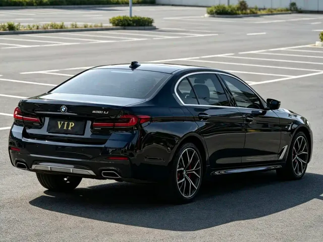 BMW 5 Series — Фото автомобиля 7