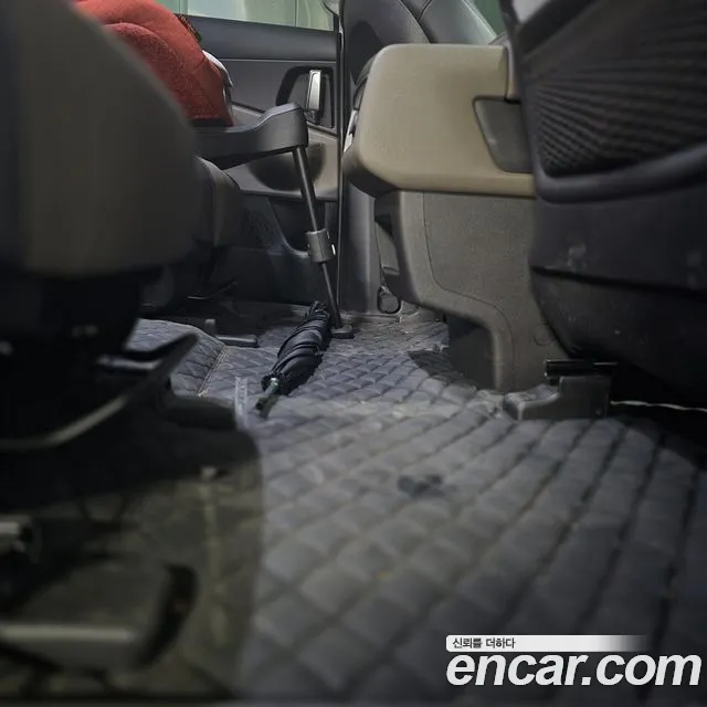 Kia Carnival 4th Gen — Фото автомобиля 10
