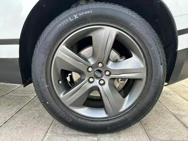 Land Rover Range Rover Velar — Фото автомобиля 28