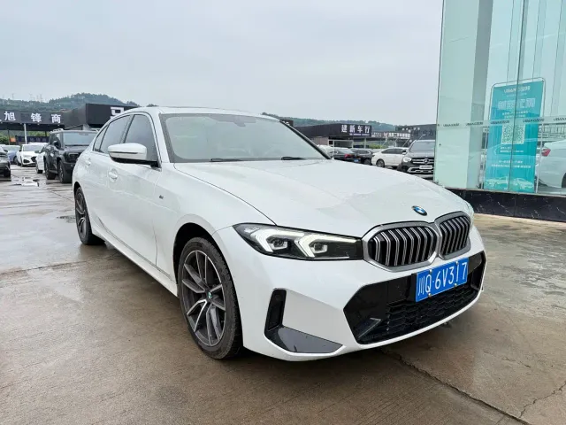BMW 3 Series — Фото автомобиля 2