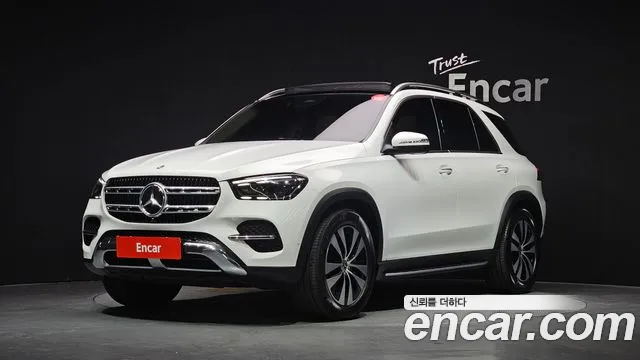 Фотография автомобиля — Mercedes-Benz GLE-Class