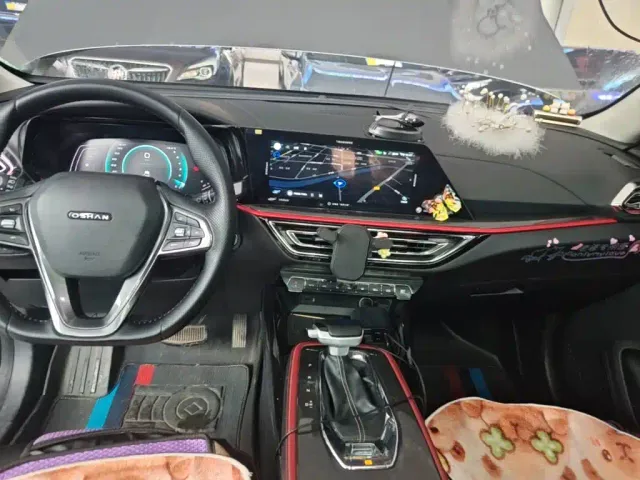 Changan Oushang X5 — Фото автомобиля 12