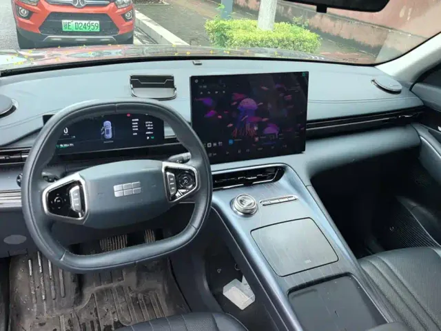 Geely Galaxy E5 — Фото автомобиля 12