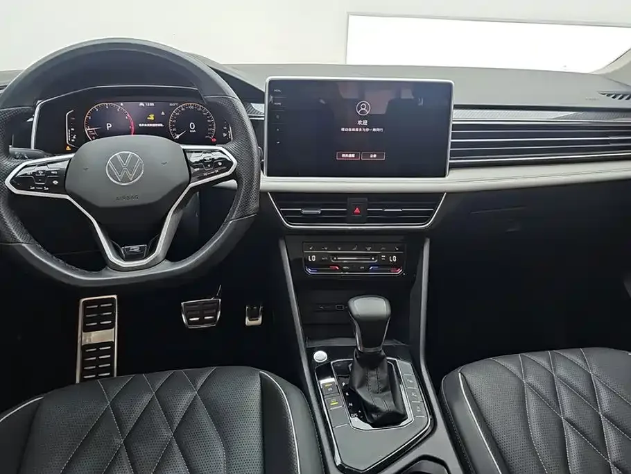 Volkswagen Tiguan L 2022 330TSI Auto 2WD R-Line Premium Edition — Фото автомобиля 12