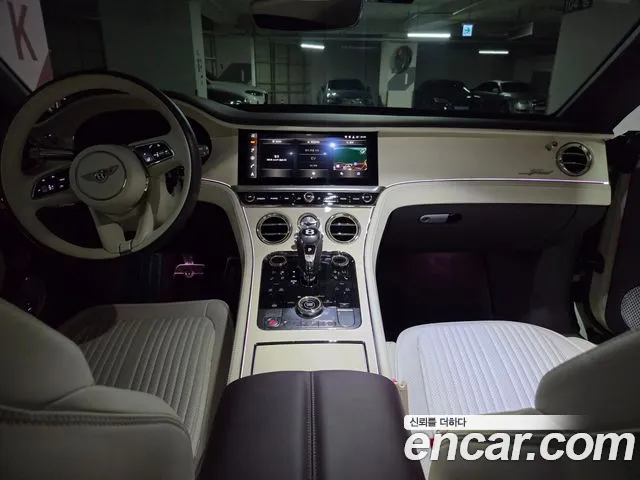 Bentley Continental — Фото автомобиля 9