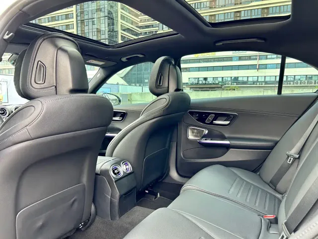 Mercedes-Benz C-Class — Фото автомобиля 9