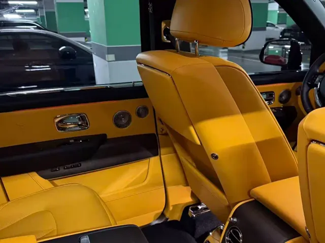 Rolls-Royce Cullinan — Фото автомобиля 11