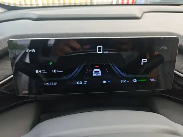 Geely Galaxy L6 — Фото автомобиля 11