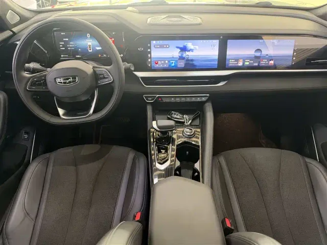 Geely Xingyue L — Фото автомобиля 5