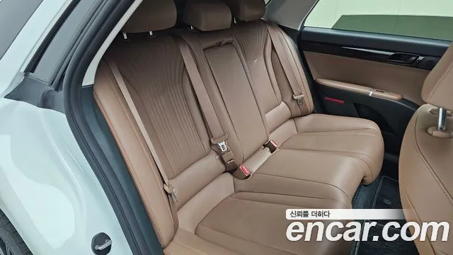 Hyundai Grandeur GN7 — Фото автомобиля 11