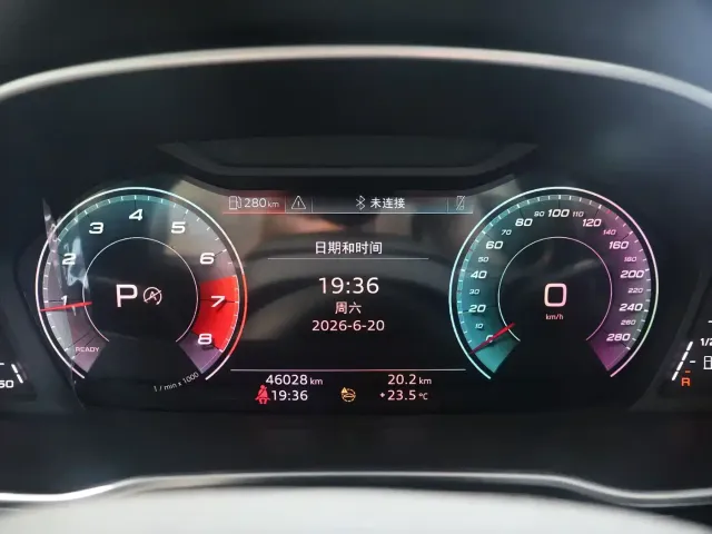Audi Q3 — Фото автомобиля 16