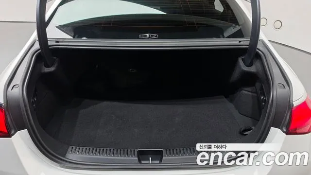 Mercedes-Benz E-Class W214 — Фото автомобиля 18