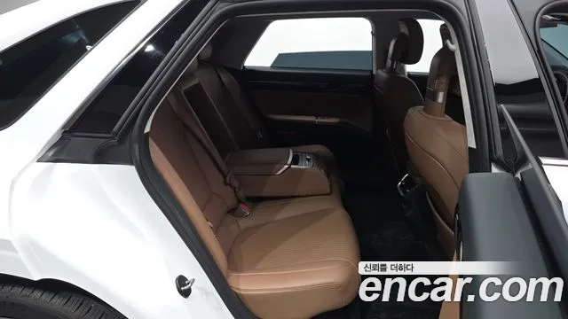 Hyundai Grandeur — Фото автомобиля 2