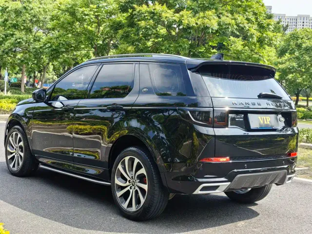Land Rover Discovery Sport — Фото автомобиля 7
