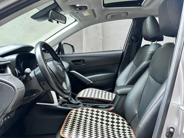 Toyota Corolla Cross — Фото автомобиля 6