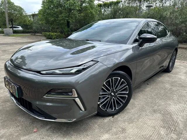 Фотография автомобиля — Geely Galaxy Xingyao 8
