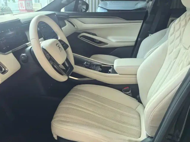 BYD Song L EV — Фото автомобиля 9