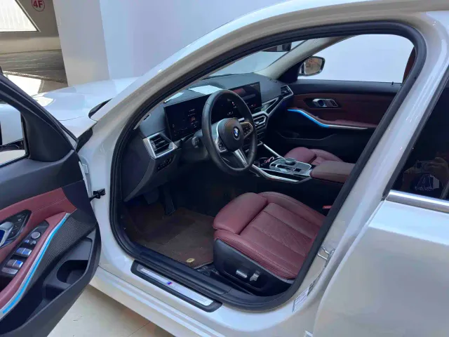 BMW 3 Series — Фото автомобиля 8