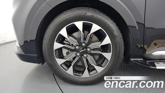 Kia Canival Carnival 4 поколение Бензин 7 мест Hi-Limousine — Фото автомобиля 5