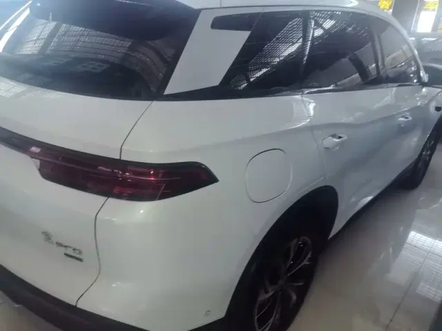 BYD Song Pro — Фото автомобиля 6