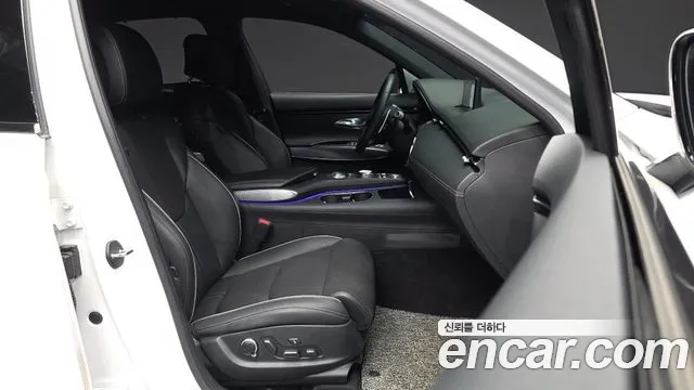 Genesis GV70 — Фото автомобиля 11