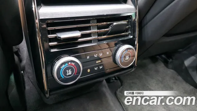 Land Rover Range Rover Sport — Фото автомобиля 27