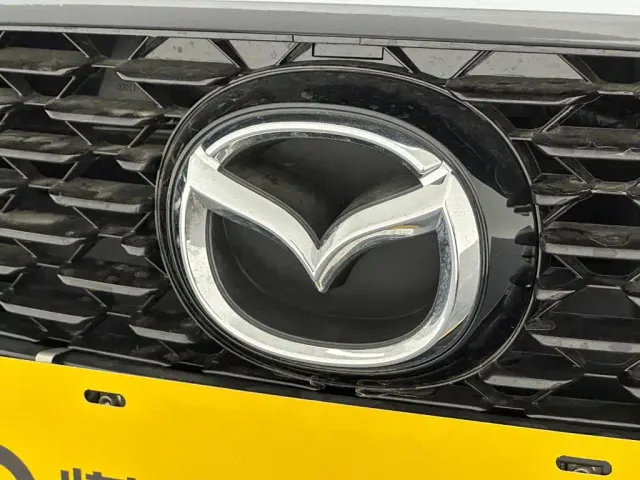 Mazda Axela — Фото автомобиля 24
