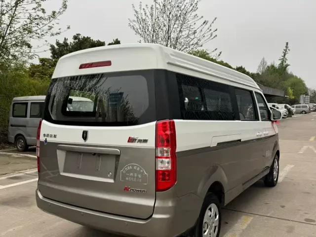 Jinbei New Hiace X30L — Фото автомобиля 4