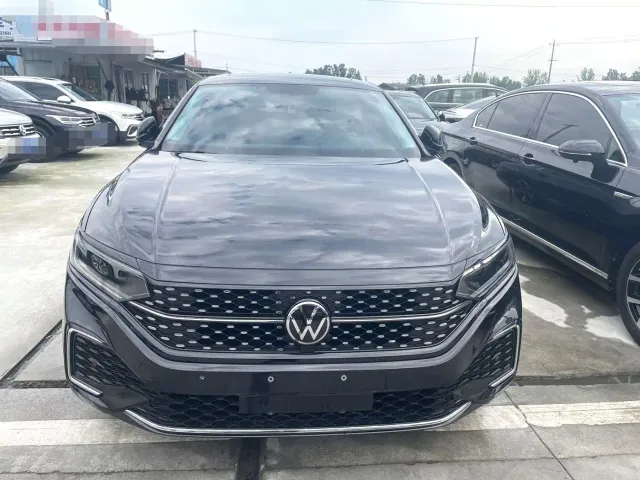 Volkswagen Passat — Фото автомобиля 2