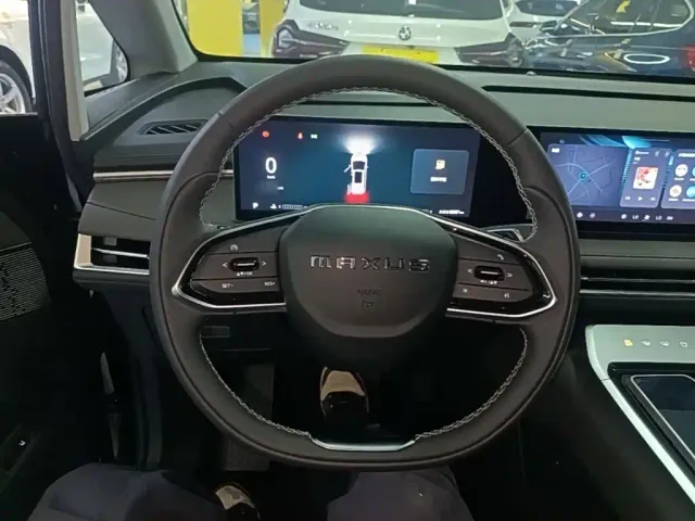 Maxus G70 — Фото автомобиля 10