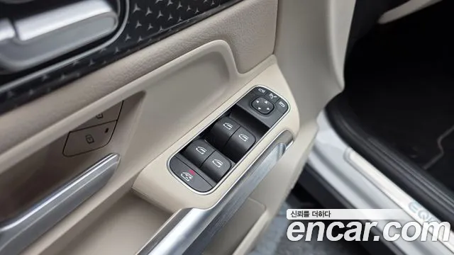 Mercedes-Benz EQB — Фото автомобиля 29
