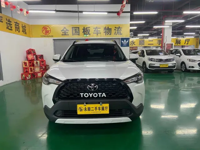 Toyota Corolla Cross — Фото автомобиля 2