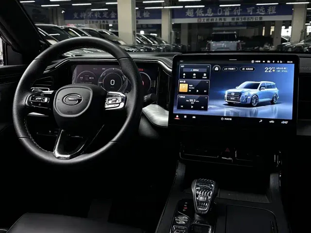 GAC Trumpchi GS8 — Фото автомобиля 25