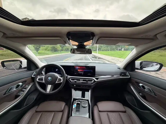 BMW i3 — Фото автомобиля 14