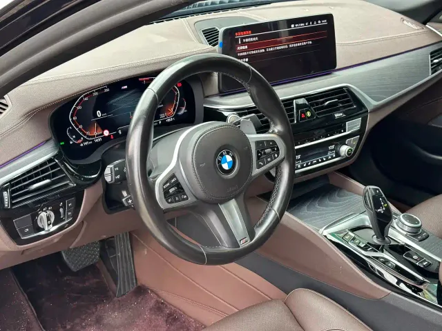 BMW BMW 5 Series 2022 Facelift II 530Li Premium Package M Sport — Фото автомобиля 17