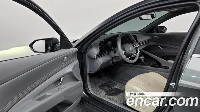 Hyundai Avante — Фото автомобиля 15