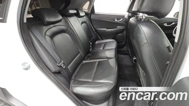Hyundai Kona — Фото автомобиля 18
