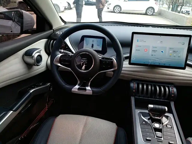 BYD Yuan PLUS — Фото автомобиля 10