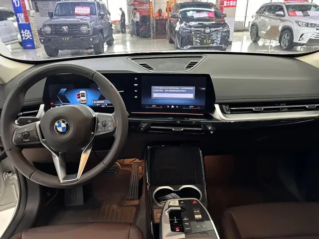 BMW X1 — Фото автомобиля 5