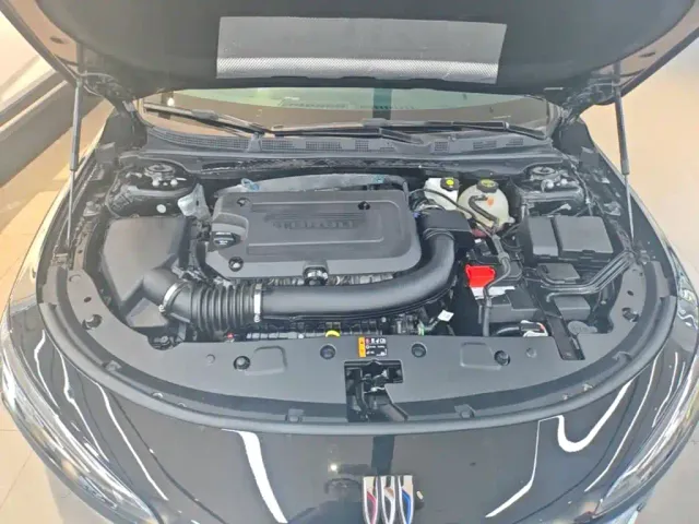 Buick LaCrosse — Фото автомобиля 19