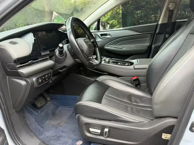 GAC Aion S Plus — Фото автомобиля 4
