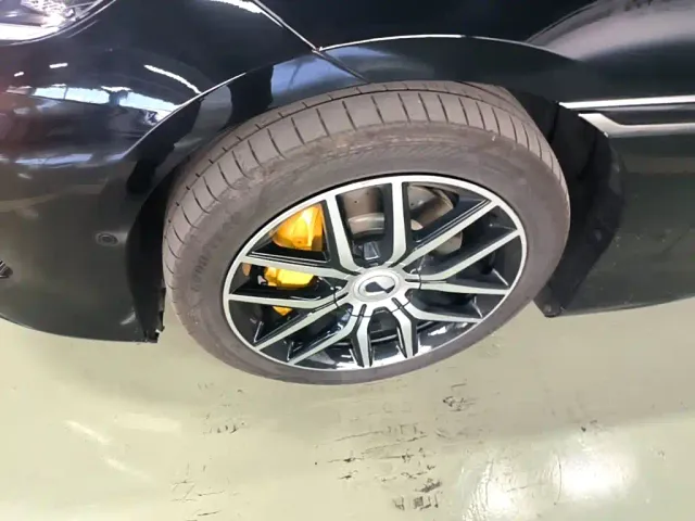 Denza Z9GT — Фото автомобиля 22