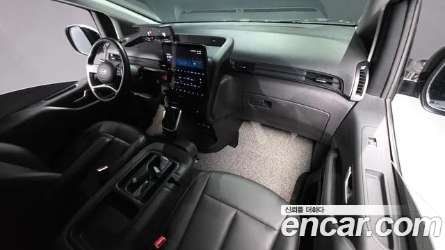 Hyundai Staria — Фото автомобиля 10