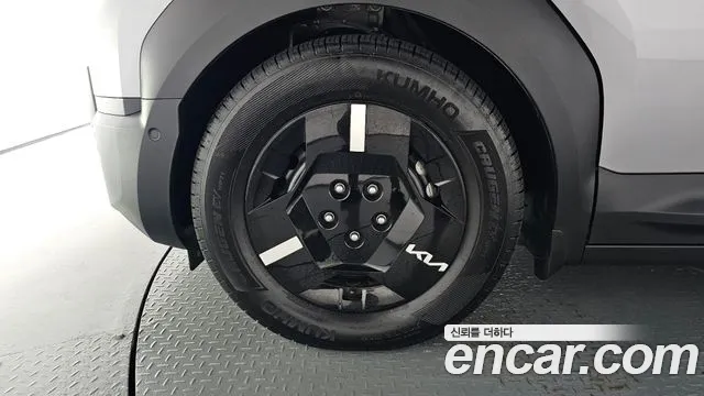Kia PV5 — Фото автомобиля 5