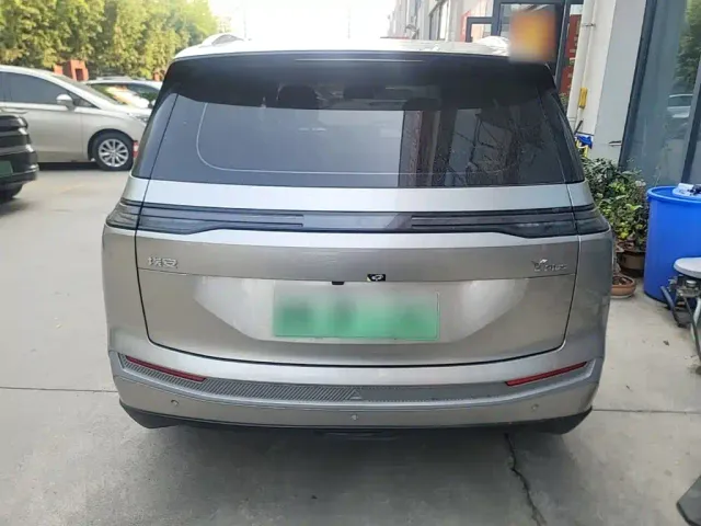 GAC Aion Y — Фото автомобиля 5