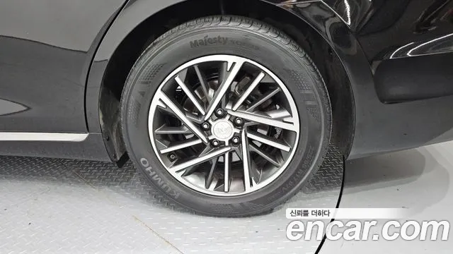 Hyundai Grandeur Новый Grandeur IG 3.0 LPi (Для проката) — Фото автомобиля 21