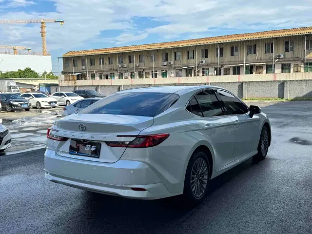 Toyota Camry — Фото автомобиля 9